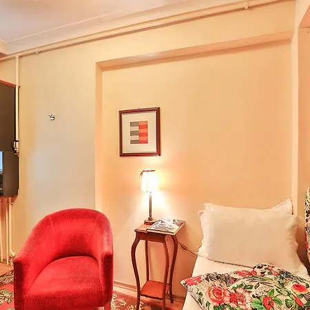 Faik Pasha Nocleg ze śniadaniem 4*