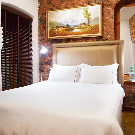 Bed & Breakfast Faik Pasha