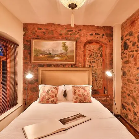 Faik Pasha Bed & Breakfast 4*